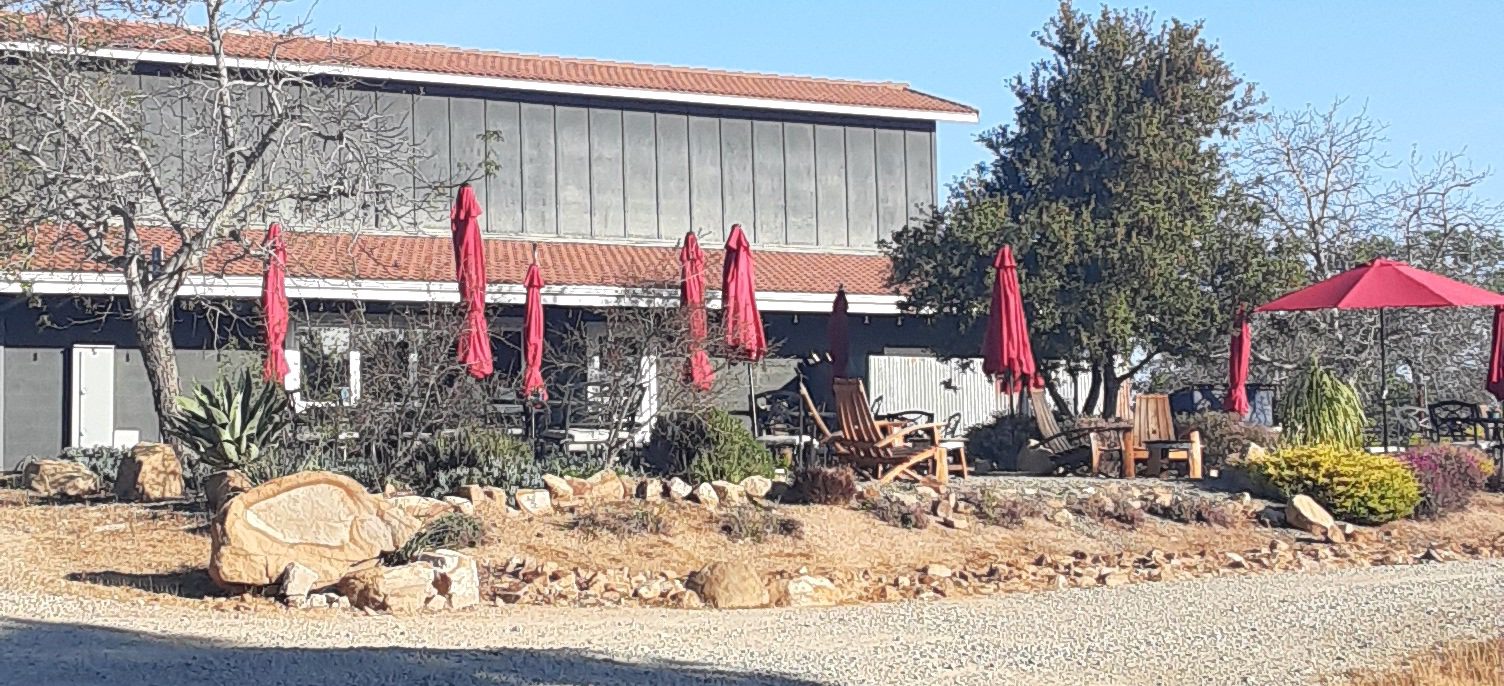 lone madrone tasting room